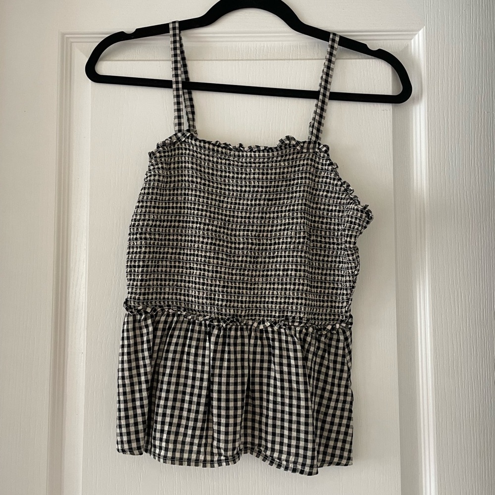 Old Navy top. Size XS.